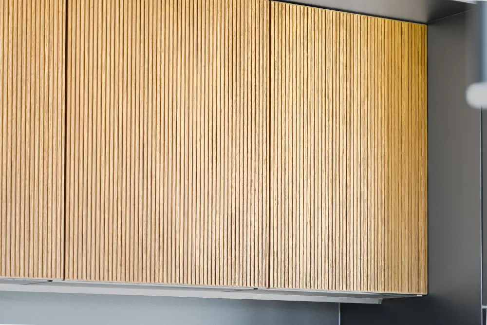 rilenschrank von hecker in holz